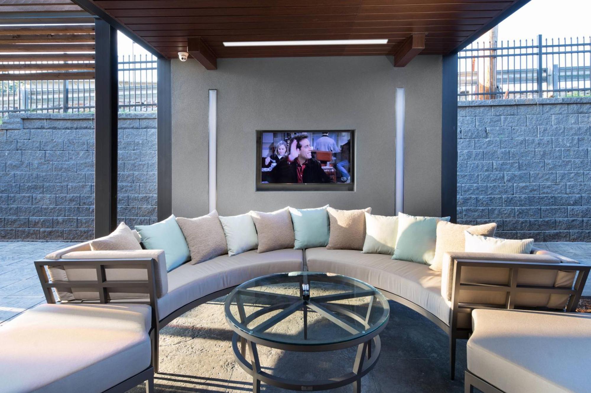Courtyard By Marriott Russellville Exterior foto